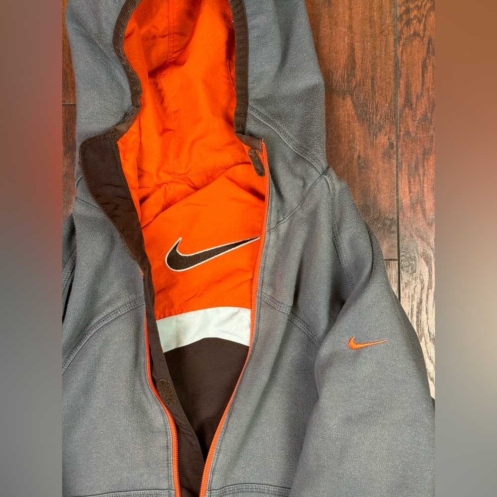 Y2K Nike Big Swoosh reversible windbreaker zip up sweater